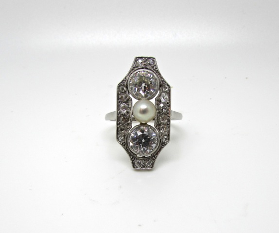 Second hand shop art deco rings